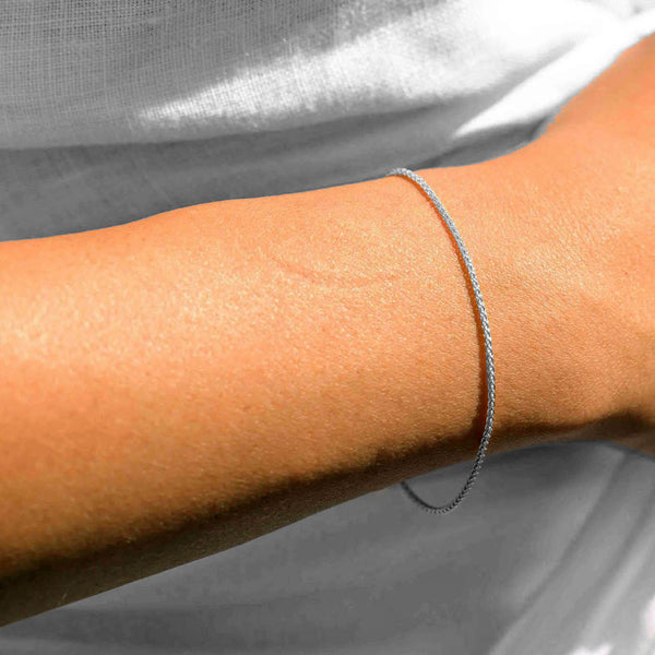 54 FLORAL 1.5mm CURB BRACELET - SILVER