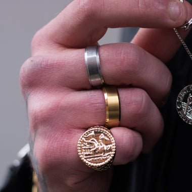 54 FLORAL 8mm BAND SIGNET RING - SILVER