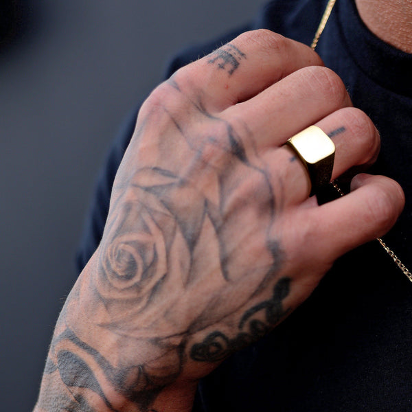KEENA SQUARE SIGNET RING | GOLD Rings Urban Clothing from 54 Floral Clothing