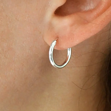 54 FLORAL CHUNKY WIDTH HOOP EARRING - GOLD & SILVER